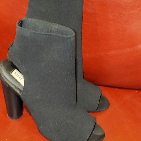 Worn once, i will clean them up before shipping - Picture 3 of 4